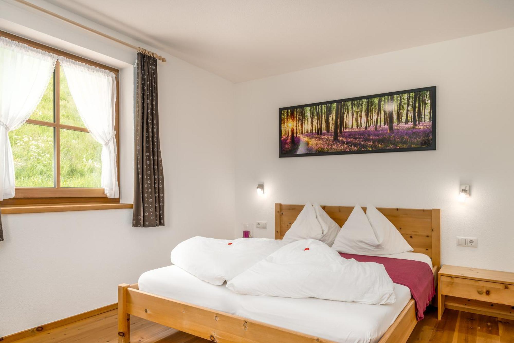 Tratterhof Apartments Vallarga Eksteriør billede