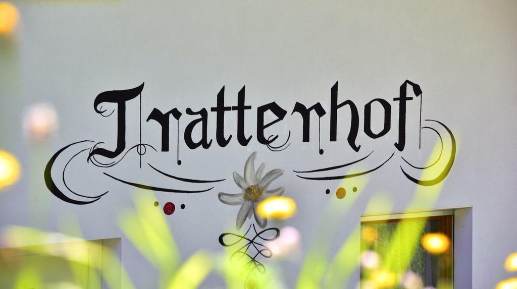 Tratterhof Apartments Vallarga Eksteriør billede